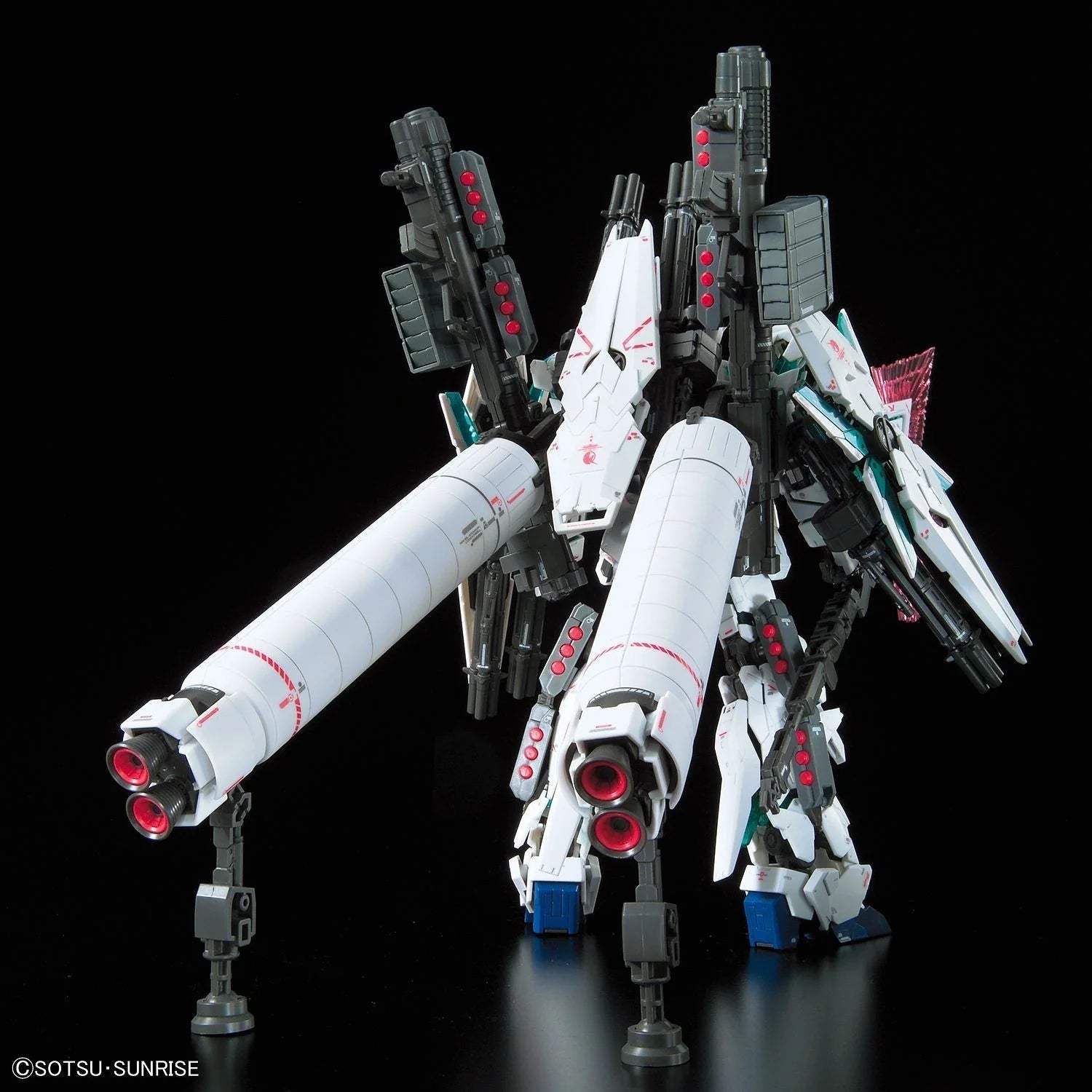 RG 1/144 Full Armor Unicorn Gundam Model Kit Bandai