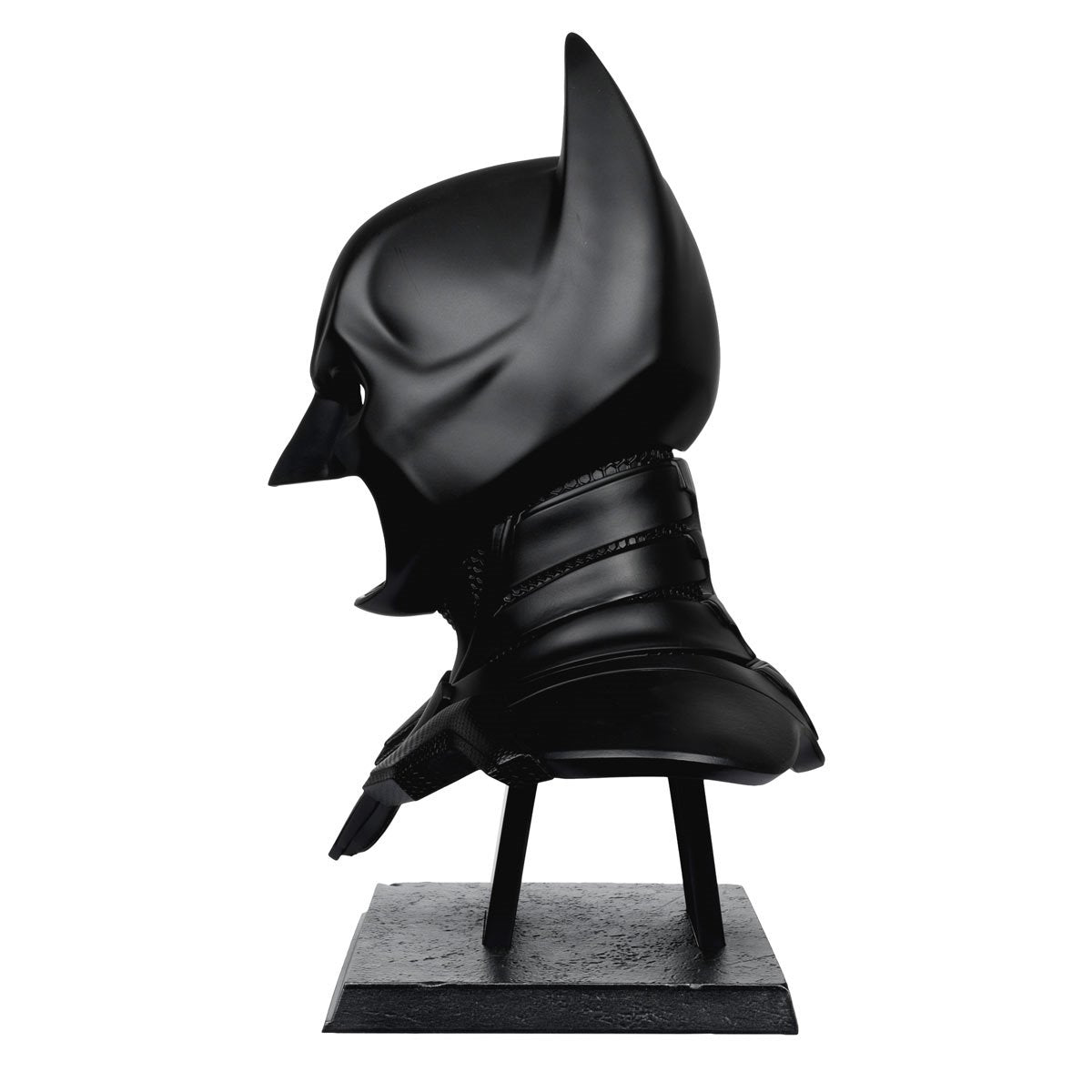 PREVENTA DC Direct The Dark Knight (2008) Batman 1:1 Scale Cowl Replica McFarlane (Primer pago/anticipo)