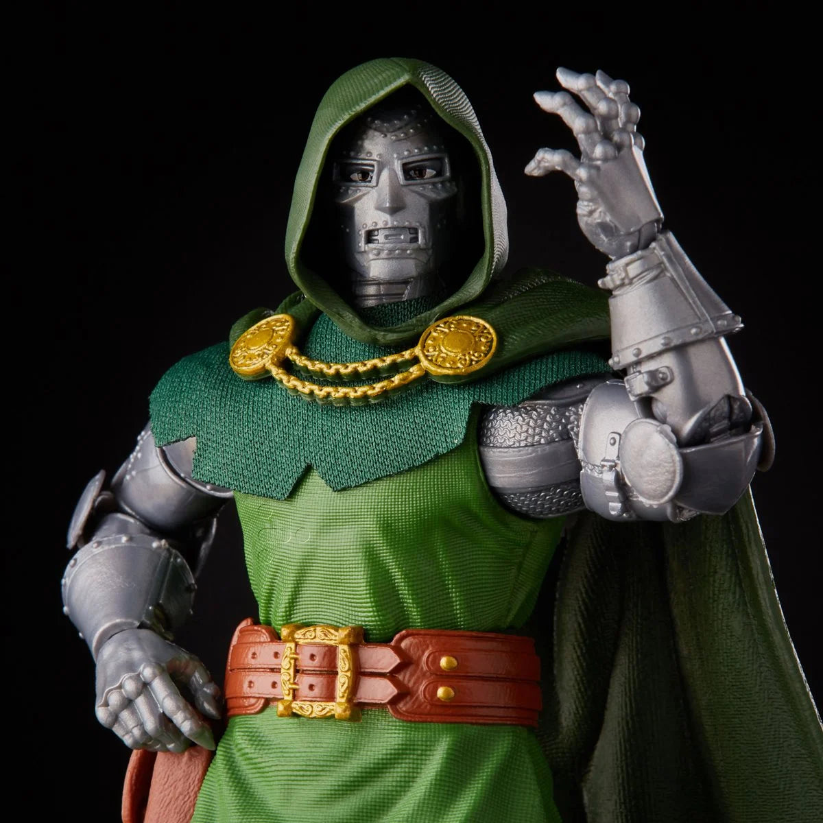 PREVENTA Marvel Legends Fantastic Four Retro Collection Doctor Doom Hasbro (Primer pago/anticipo)