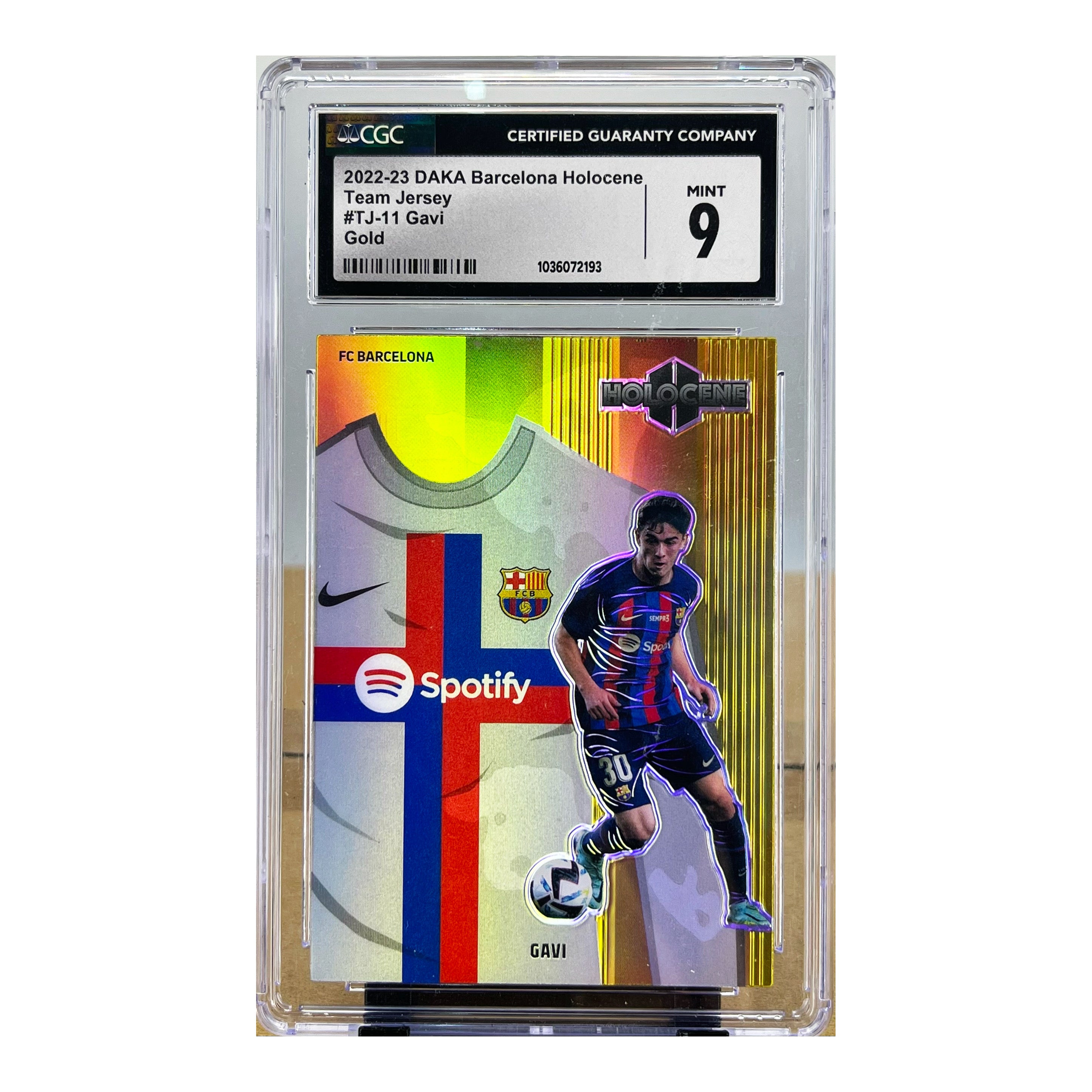 Carta DAKA 2022-23 DAKA Barcelona Holocene Team Jersey #TJ-11 Gavi 08/10 Gold CGC 9