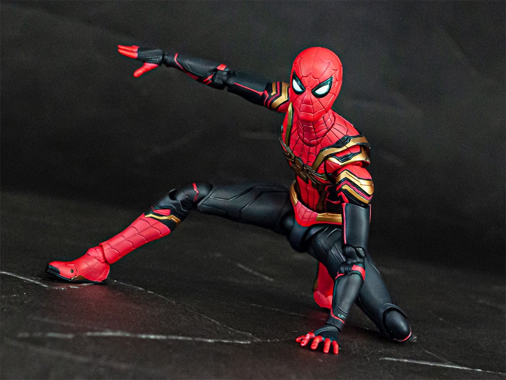 Spider-Man No Way Home: Spider-Man (Integrated Suit Final Battle) S.H. Figuarts