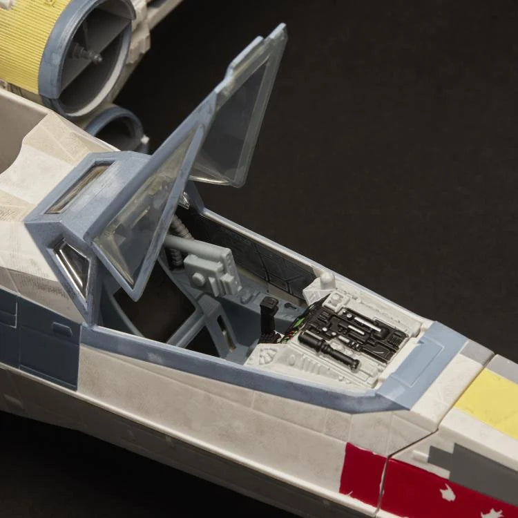 PREVENTA Star Wars The Vintage Collection Luke Skywalker’s X-Wing Fighter (A New Hope) Hasbro (Primer pago/anticipo)