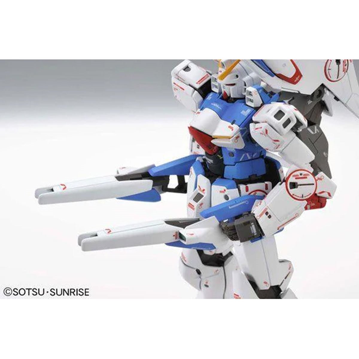MG 1/100 Mobile Suit Victory Gundam Ver.Ka Model Kit Bandai