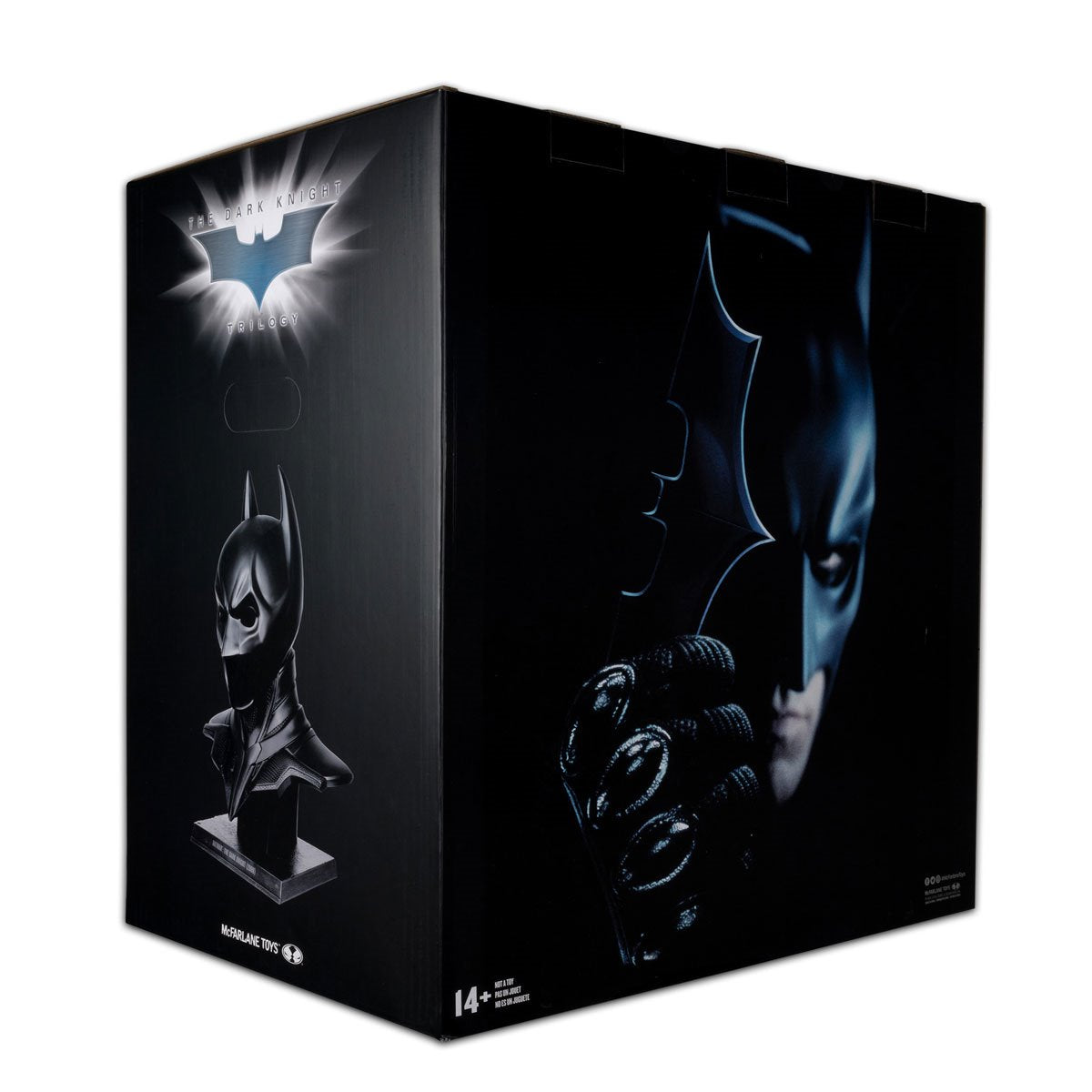 PREVENTA DC Direct The Dark Knight (2008) Batman 1:1 Scale Cowl Replica McFarlane (Primer pago/anticipo)