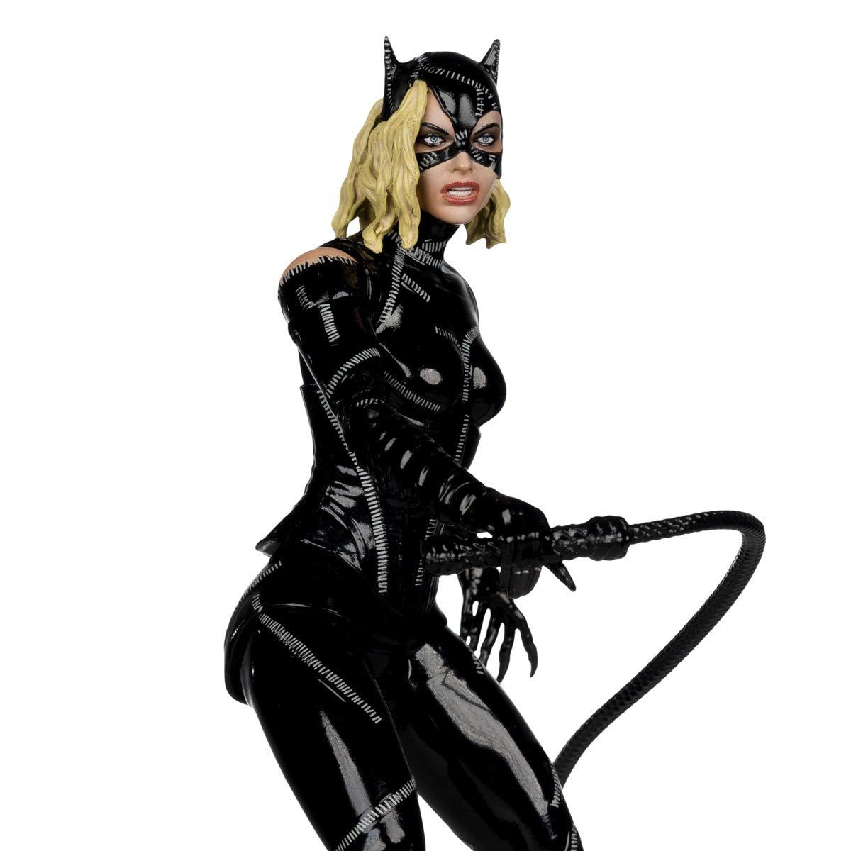 PREVENTA DC Multiverse Battle Damaged Catwoman (Batman Returns) Deluxe Theatrical Edition McFarlane (Primer pago/anticipo)