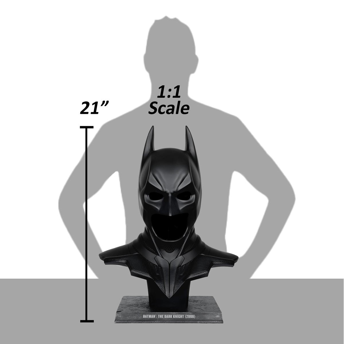 PREVENTA DC Direct The Dark Knight (2008) Batman 1:1 Scale Cowl Replica McFarlane (Primer pago/anticipo)
