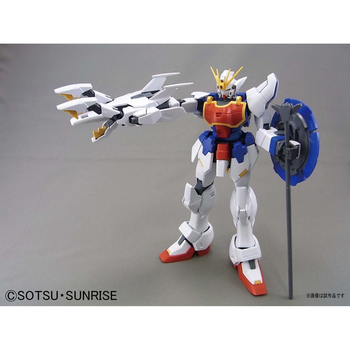 Mobile Suit Gundam Wing: Endless Waltz Shenlong Gundam EW Master Grade 1:100 Scale Model Kit Bandai