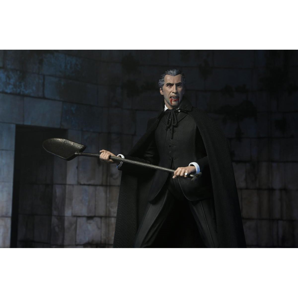 PREVENTA Horror of Dracula Ultimate Count Dracula NECA (Primer pago/anticipo)