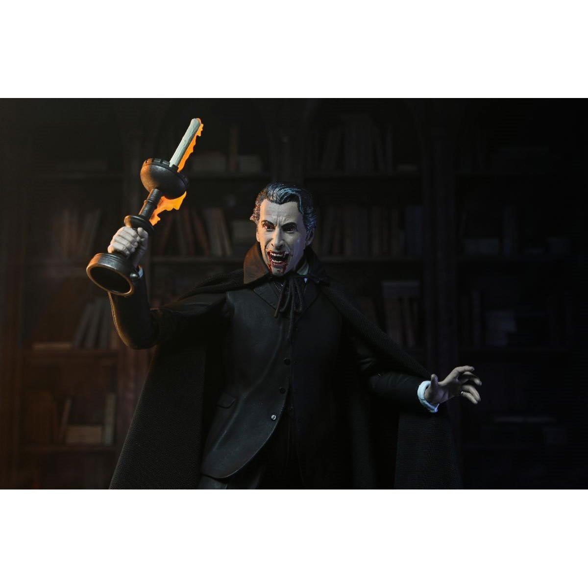 PREVENTA Horror of Dracula Ultimate Count Dracula NECA (Primer pago/anticipo)
