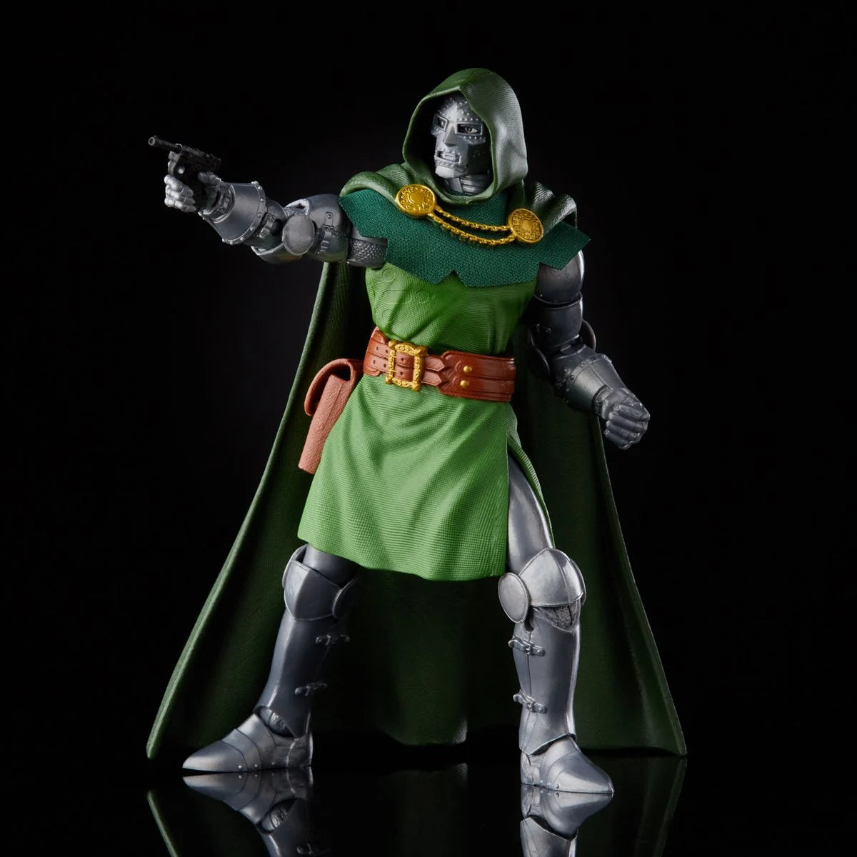 PREVENTA Marvel Legends Fantastic Four Retro Collection Doctor Doom Hasbro (Primer pago/anticipo)