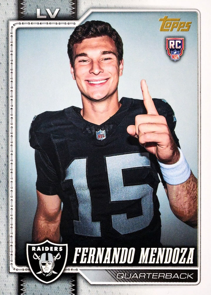PREVENTA Topps NFL 2025 Flagship Hobby Box (Primer pago/anticipo)