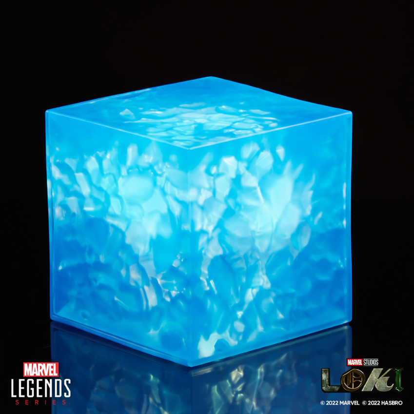 Tesseract con Loki Marvel Legends Hasbro